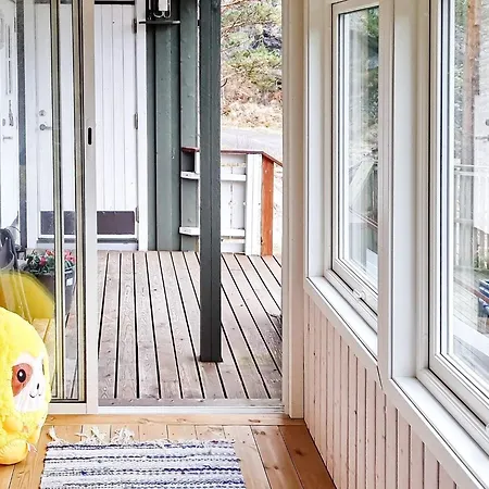 6 Person In Flatanger * Lauvsnes